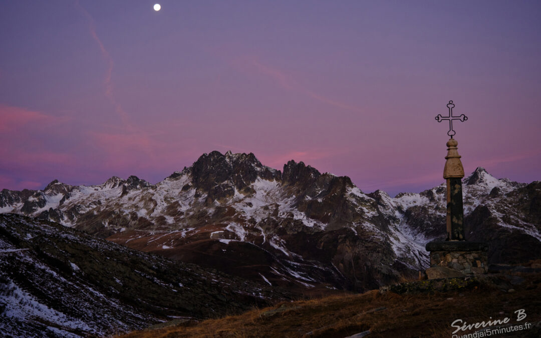 Lever du jour au Col de la Croix de Fer